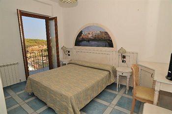 Isolabella Hotel Ventotene Buitenkant foto