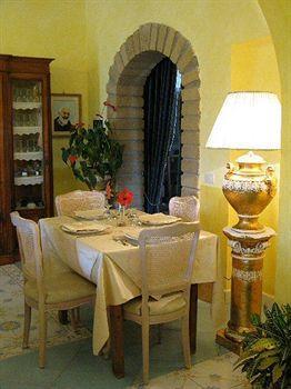 Isolabella Hotel Ventotene Buitenkant foto