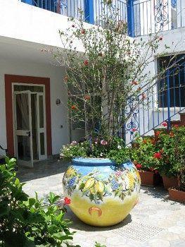 Isolabella Hotel Ventotene Buitenkant foto